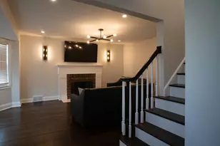 274 N Berteau Ave, Elmhurst, IL 60126 - Photo 6