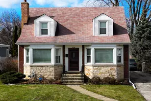274 N Berteau Ave, Elmhurst, IL 60126 - Photo 2