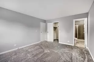 1465 William Clifford Ln, Elk Grove Village, IL 60007 - Photo 16