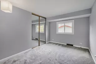1465 William Clifford Ln, Elk Grove Village, IL 60007 - Photo 18