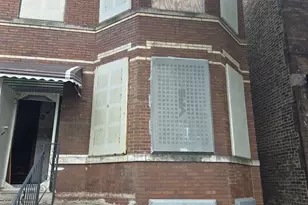 837 N Lawndale St, Chicago, IL 60624 - Photo 6