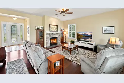 12571 Golf View Drive, Huntley, IL 60142 - Photo 6