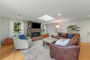 1725 Maple Leaf Ct, Wheaton, IL 60187 - Photo 12