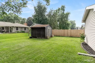 2160 W Illinois Avenue, Aurora, IL 60506 - Photo 18