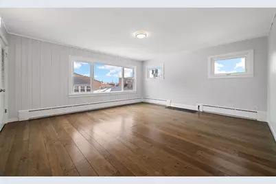 423 Funston Avenue #2F, Highwood, IL 60040 - Photo 2
