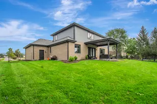 1973 Edgeview Dr, New Lenox, IL 60451 - Photo 46