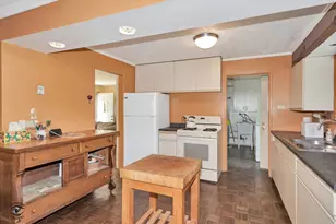 324 Marquette St, Park Forest, IL 60466 - Photo 12