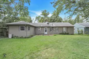 324 Marquette St, Park Forest, IL 60466 - Photo 28