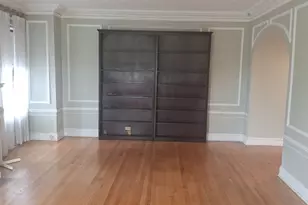 6700 S Crandon Ave, Chicago, IL 60649 - Photo 2