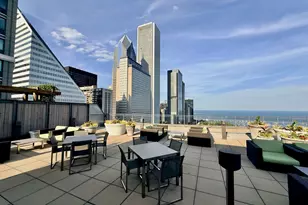 130 N Garland Ct, Chicago, IL 60602 - Photo 30