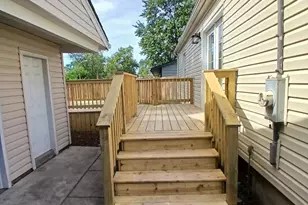 2402 E Sauk Trail, Sauk Village, IL 60411 - Photo 2