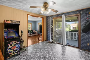 404 E Chestnut St, Geneseo, IL 61254 - Photo 14