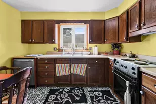 404 E Chestnut St, Geneseo, IL 61254 - Photo 12