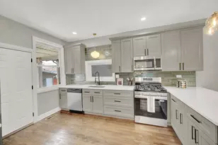 7707 S Ridgeland Ave, Chicago, IL 60649 - Photo 14