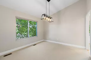 25 Shoreline Rd, Lake Barrington, IL 60010 - Photo 4