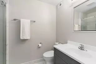 25 Shoreline Rd, Lake Barrington, IL 60010 - Photo 10