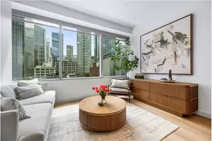 111 W Illinois St, Chicago, IL 60654 - Photo 2