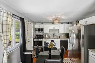 19030 Anthony Ave, Country Club Hills, IL 60478 - Photo 6