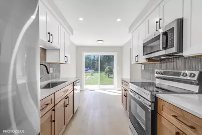 17W747 Standish Lane, Villa Park, IL 60181 - Photo 14
