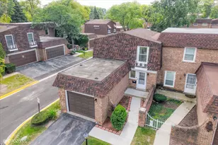 17W747 Standish Ln, Villa Park, IL 60181 - Photo 38