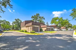 17W747 Standish Ln, Villa Park, IL 60181 - Photo 44