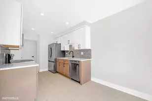 17W747 Standish Ln, Villa Park, IL 60181 - Photo 12