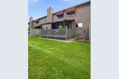 125 Manor Circle, Bloomington, IL 61704 - Photo 10