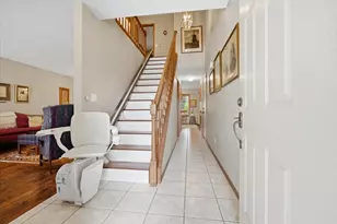125 Manor Cir, Bloomington, IL 61704 - Photo 12
