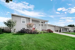 310 McKool Ave, Romeoville, IL 60446 - Photo 2