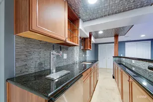 981 Oak Ridge Blvd, Elgin, IL 60120 - Photo 26