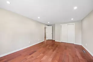 255 N Hunter Ave, Kankakee, IL 60901 - Photo 10
