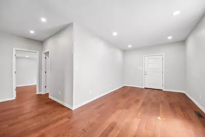 255 N Hunter Avenue, Kankakee, IL 60901 - Photo 4