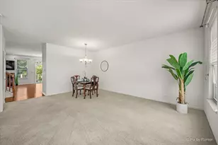 1005 Alberta Rd, Elgin, IL 60124 - Photo 8