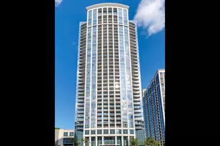 1235 S Prairie Ave, Chicago, IL 60605 - Photo 1