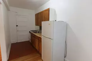 4608 N Beacon St, Chicago, IL 60640 - Photo 4