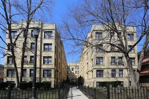 4608 N Beacon St, Chicago, IL 60640 - Photo 1