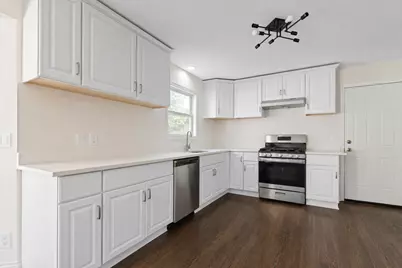 616 Bayfield Drive, Dekalb, IL 60115 - Photo 6