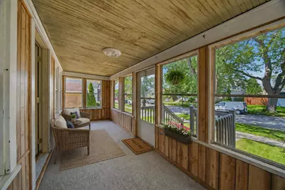 2705 Grunewald Street, Blue Island, IL 60406 - Photo 2