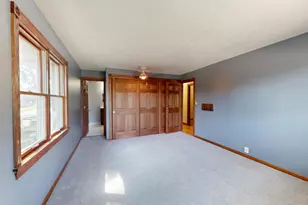 118 N 3rd St, West Dundee, IL 60118 - Photo 14