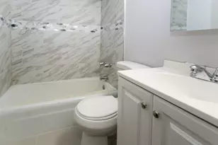 4608 N Beacon St, Chicago, IL 60640 - Photo 14