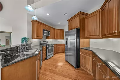 2820 N Bayview Lane, McHenry, IL 60051 - Photo 6