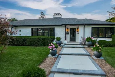 6600 N Kenton Avenue, Lincolnwood, IL 60712 - Photo 2