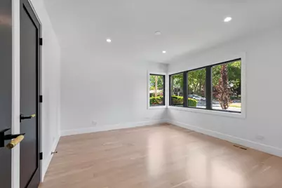6600 N Kenton Avenue, Lincolnwood, IL 60712 - Photo 20