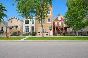 3320 S Carpenter St, Chicago, IL 60608 - Photo 1