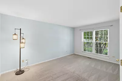 1907 N Silver Lake Road, Arlington Heights, IL 60004 - Photo 14