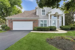 1907 N Silver Lake Rd, Arlington Heights, IL 60004 - Photo 1