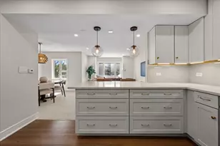 1900 Wilmette Ave, Wilmette, IL 60091 - Photo 10