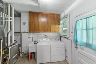 1335 College Ave, Wheaton, IL 60187 - Photo 12