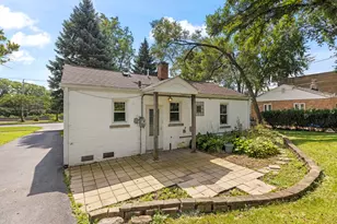 1335 College Ave, Wheaton, IL 60187 - Photo 20