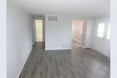116 Del Rio Road, Carpentersville, IL 60110 - Photo 14